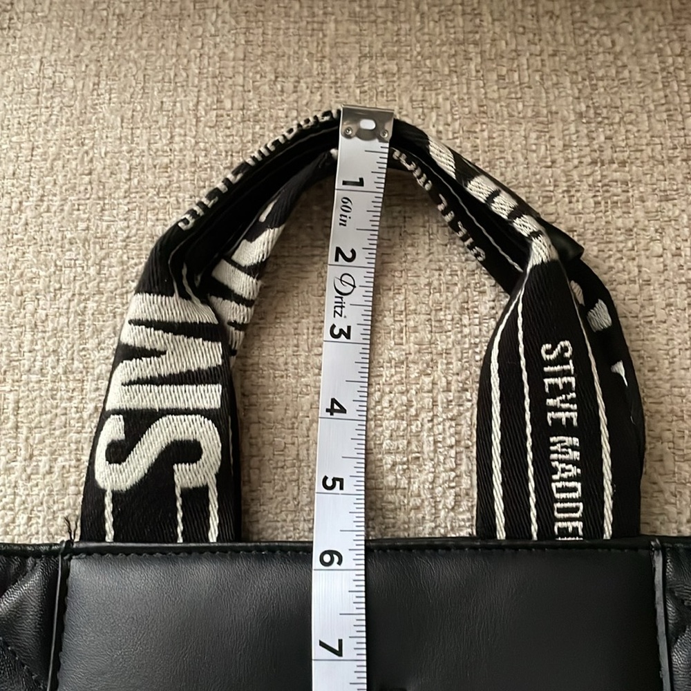 Steve Madden large Sherpa quilted tote Bdanniii - Picture 9 of 13